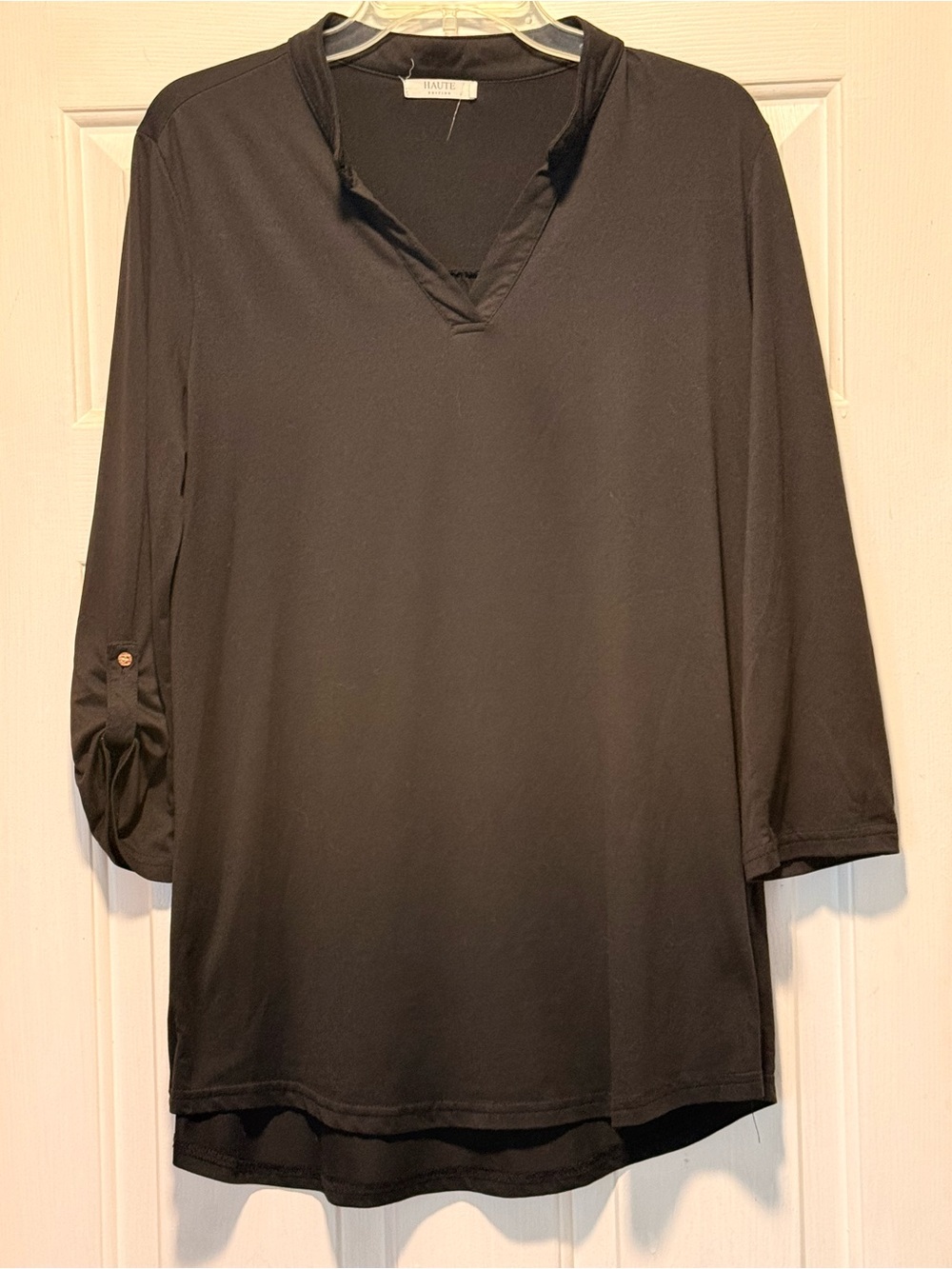 Haute Black V-Neck 3/4 Sleeve Tunic Top